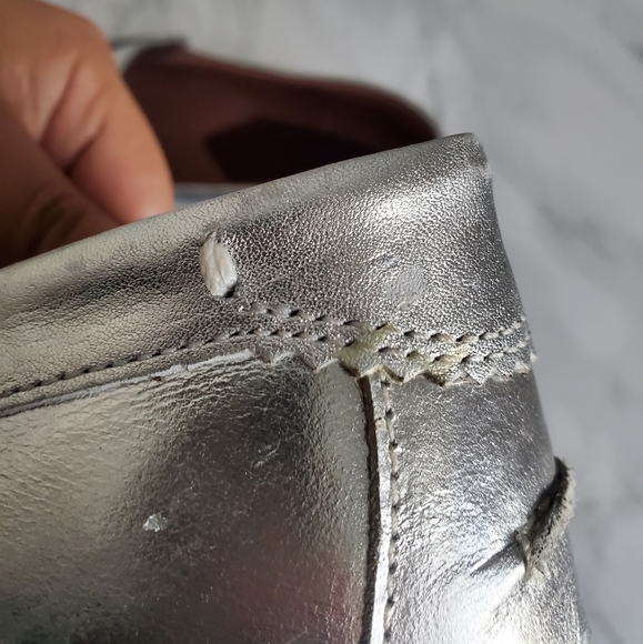 House of Hounds Silver Archer Fringe Boho Loafers Womens 9.5/40 - Picture 9 of 12